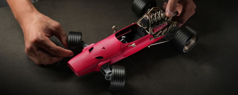 Miniatura de carro de corrida impressa em 3D